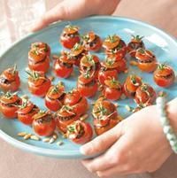Tomates cocktails farcies de purée d'olive